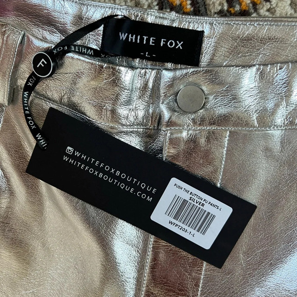 NWT White Fox Push The Button Metallic PU Pants Silver - Picture 5 of 6